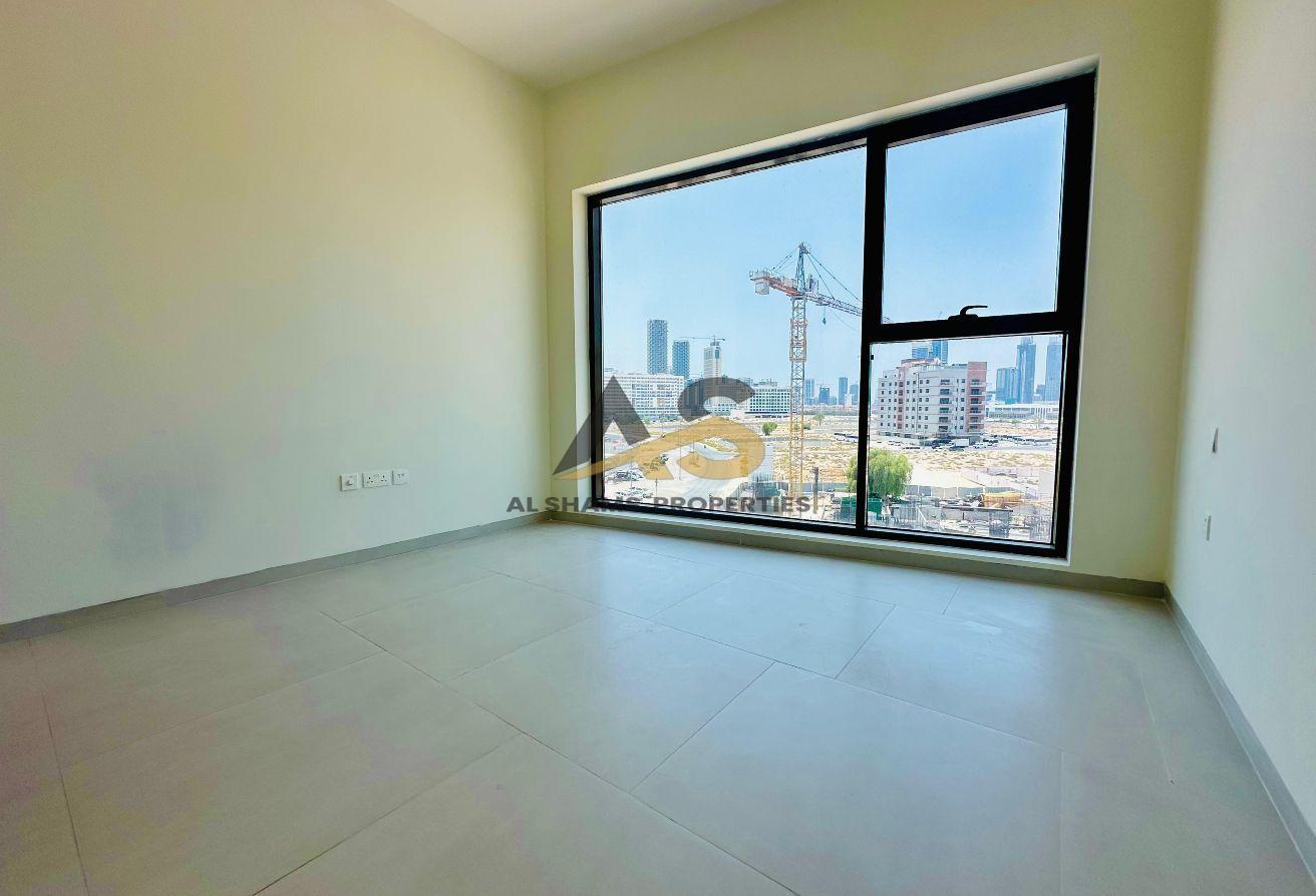 Huge Terrace + One Month Free | Ready To Move 1BR photo 12