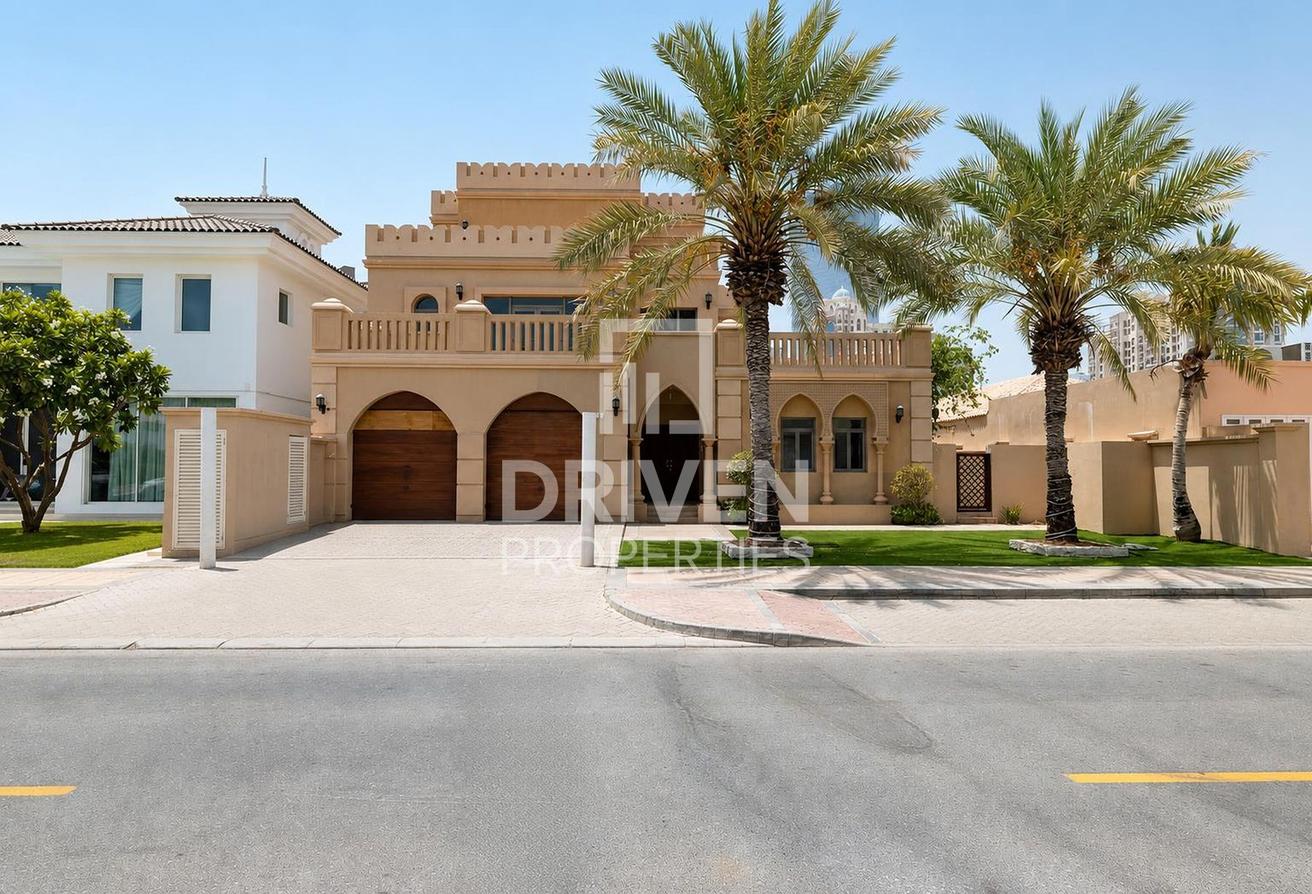 Garden Home Villa | Burj Al Arab View | Vacant photo 27