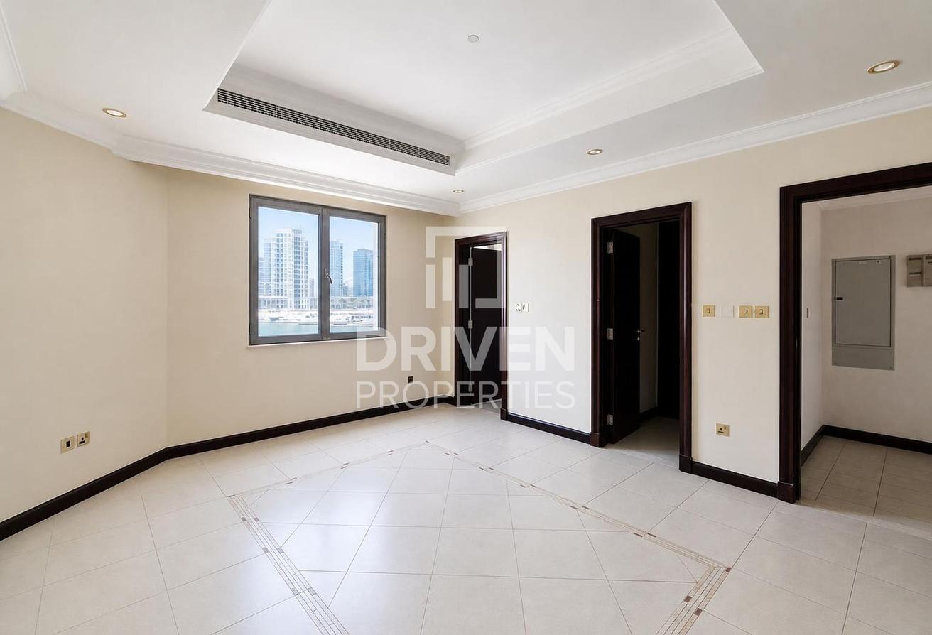 Garden Home Villa | Burj Al Arab View | Vacant photo 9