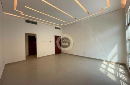 Apartment - Studio - 1 for rent in Al Rawdha Residence C98 - Rawdhat Abu Dhabi - Abu Dhabi