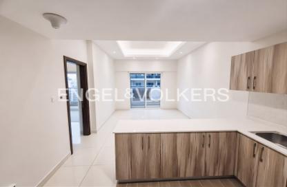 Apartment - 1 Bedroom - 2 Bathrooms for rent in Hera Tower - Dubai Sports City - Dubai