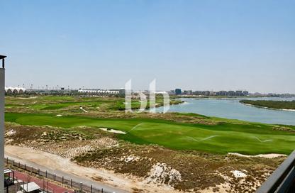 Apartment - 2 Bedrooms - 3 Bathrooms for sale in Views B - Yas Golf Collection - Yas Island - Abu Dhabi