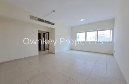 شقة - غرفة نوم - 2 حمامات للايجار في مبنى منخول - منخول - بر دبي - دبي