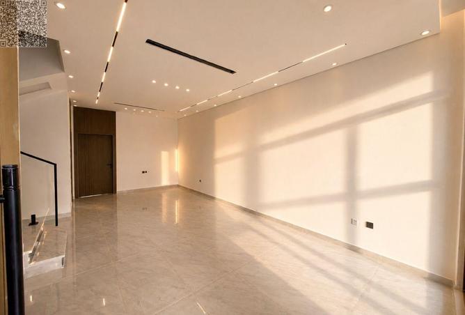 141937242 - Property Image 3