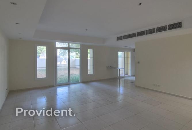 57771900 - Property Image 3