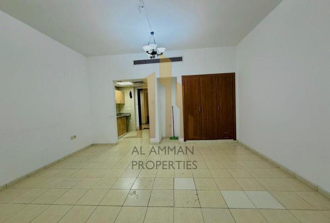 54391216 - صورة العقار 2