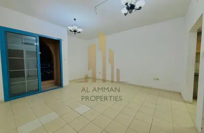 شقة - 1 حمام للايجار في ان10 - طراز فارسي - المدينة العالمية - دبي