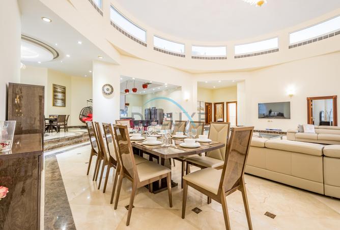 98274297 - Property Image 2