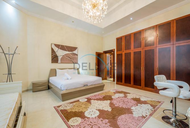 98274297 - Property Image 3