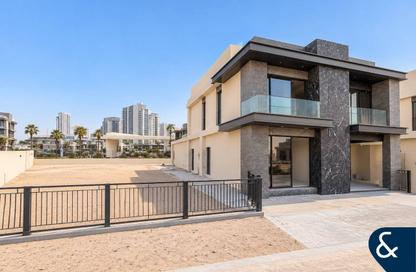 Villa - 6 - 7 for sale in Venice - Damac Lagoons - Dubai