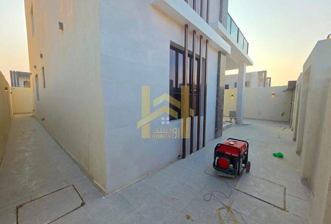 127047185 - Property Image 3