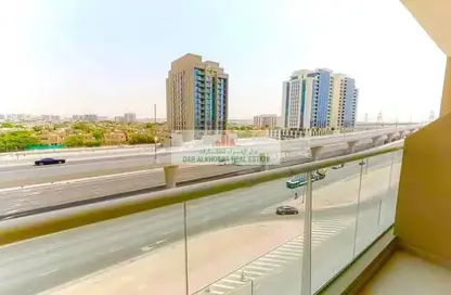 Apartment - 1 Bathroom for rent in Azizi Plaza - Al Furjan - Dubai
