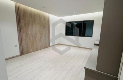 Apartment - 3 Bedrooms - 4 Bathrooms for sale in The Residence - Al Khaldeia Area - Sharjah Apartment - 3 Bedrooms - 4 Bathrooms for sale in The Residence - Al Khaldeia Area - Sharjah