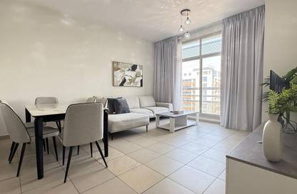 Apartment - 2 Bedrooms - 2 Bathrooms for rent in Oasis Residence - Barsha Heights (Tecom) - Dubai