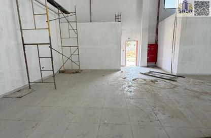 Warehouse - Studio - 1 for rent in Umm Dir - Umm Al Quwain