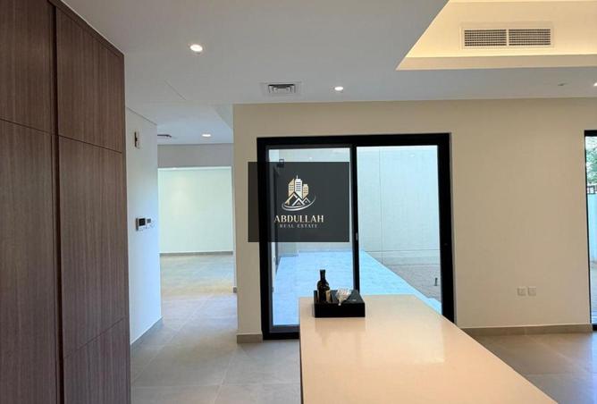 71128124 - Property Main Image