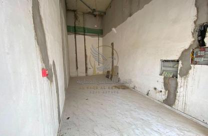 Shop - Studio for rent in Al Rawda 1 - Al Rawda - Ajman