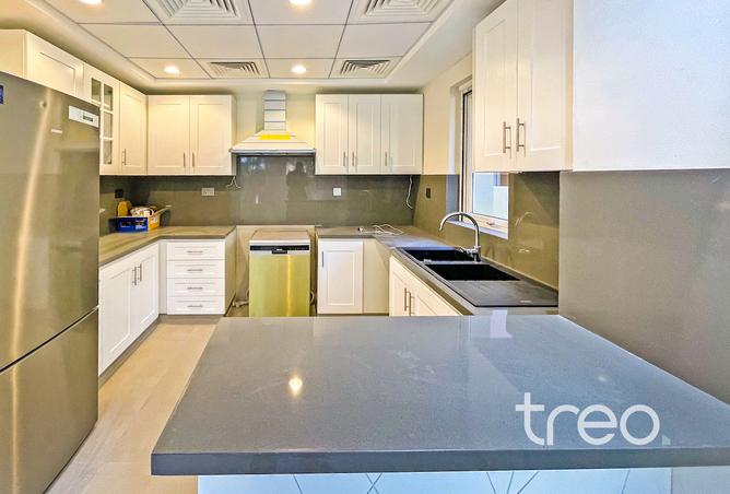 16015324 - Property Image 2