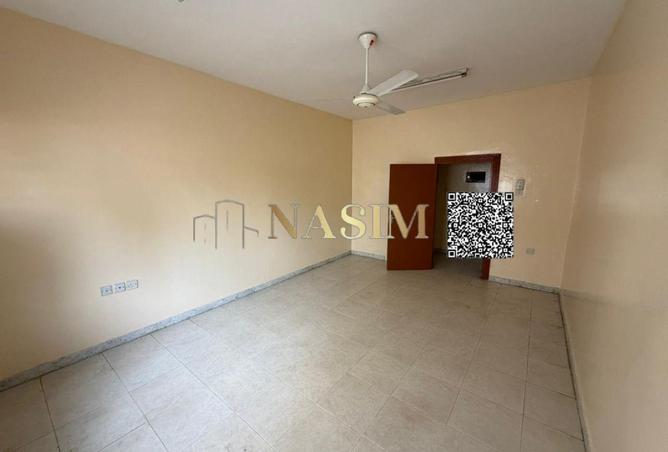 68301249 - Property Image 3