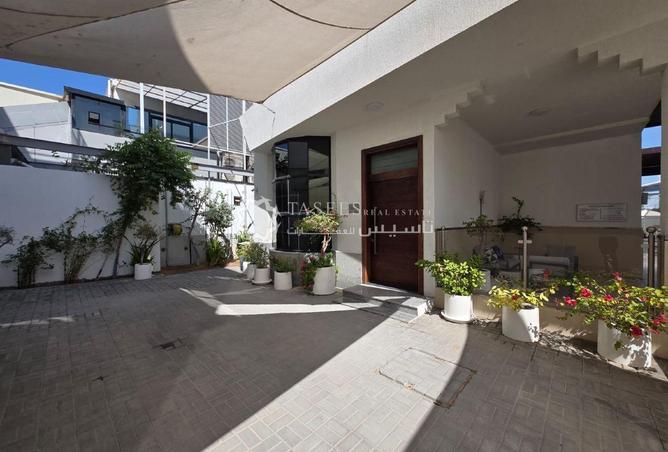 73841442 - Property Image 3