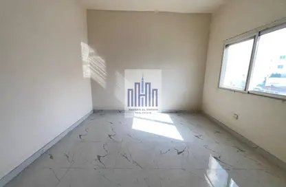 شقة - غرفة نوم - 1 حمام للايجار في مبنى جي جي كو مويلح - تجارية مويلح - الشارقة