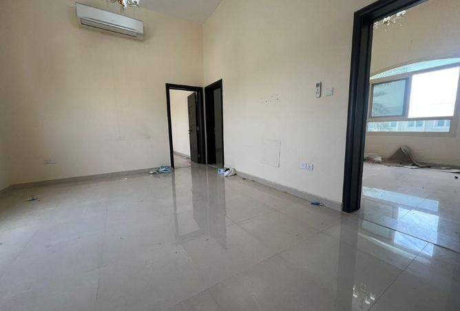 72722618 - Property Image 2