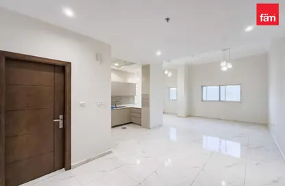 Apartment - 2 Bedrooms - 2 Bathrooms for rent in La Plage Complex - Jumeira Beach Road - Jumeirah - Dubai