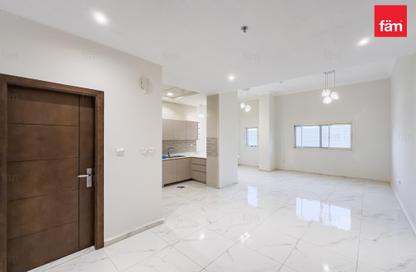 Apartment - 1 Bedroom - 2 Bathrooms for rent in La Plage Complex - Jumeira Beach Road - Jumeirah - Dubai