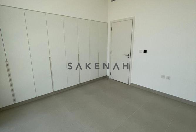 124281250 - Property Image 2