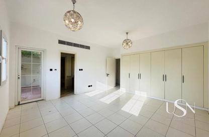Villa - 3 Bedrooms - 3 Bathrooms for rent in Springs 15 - The Springs - Dubai