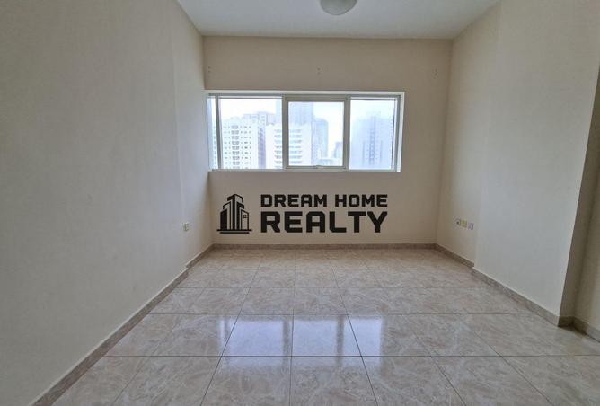 82801532 - Property Image 3