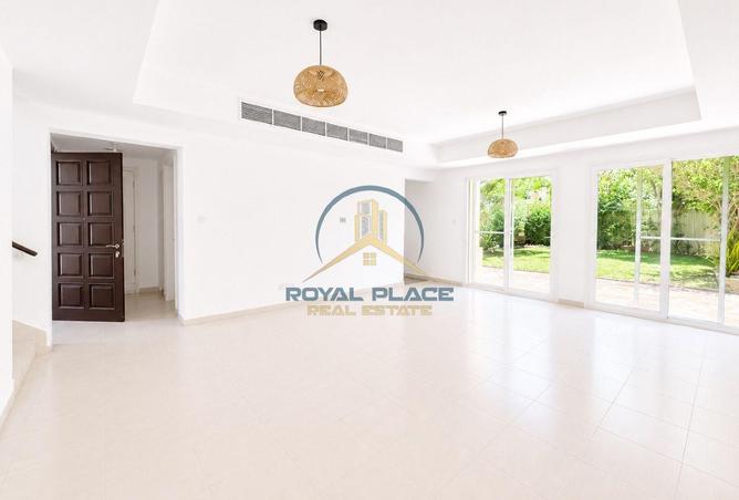 144636406 - Property Image 2