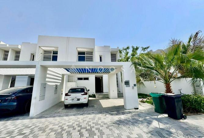 65168339 - Property Main Image