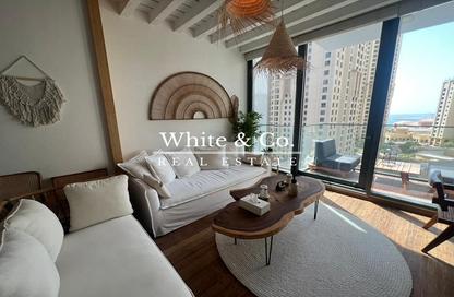 Apartment - Studio - 1 for rent in LIV Residence - Dubai Marina - Dubai