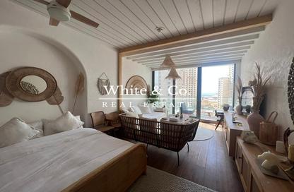 Apartment - Studio - 1 for rent in LIV Residence - Dubai Marina - Dubai