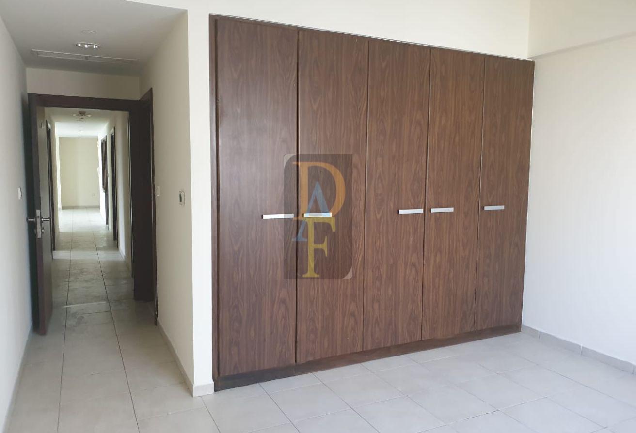 3+Maid | All Attache Bath | 2Parking |Huge+Balcony photo 6