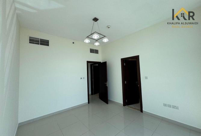 78998159 - Property Image 3