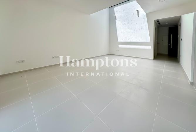121992335 - Property Image 2