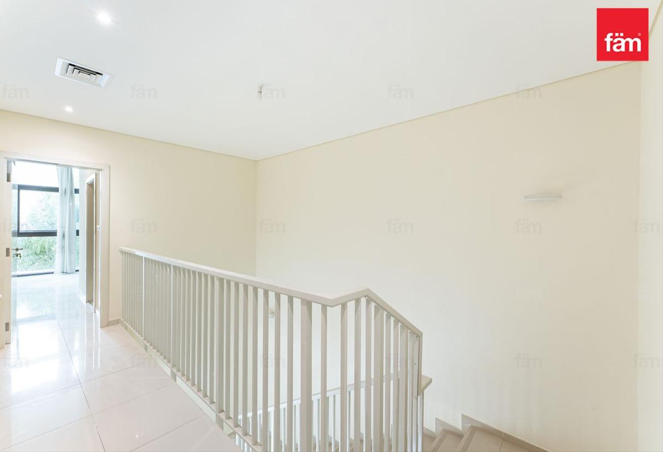 Vastu Compliance /Semi Detached Negotiable photo 7