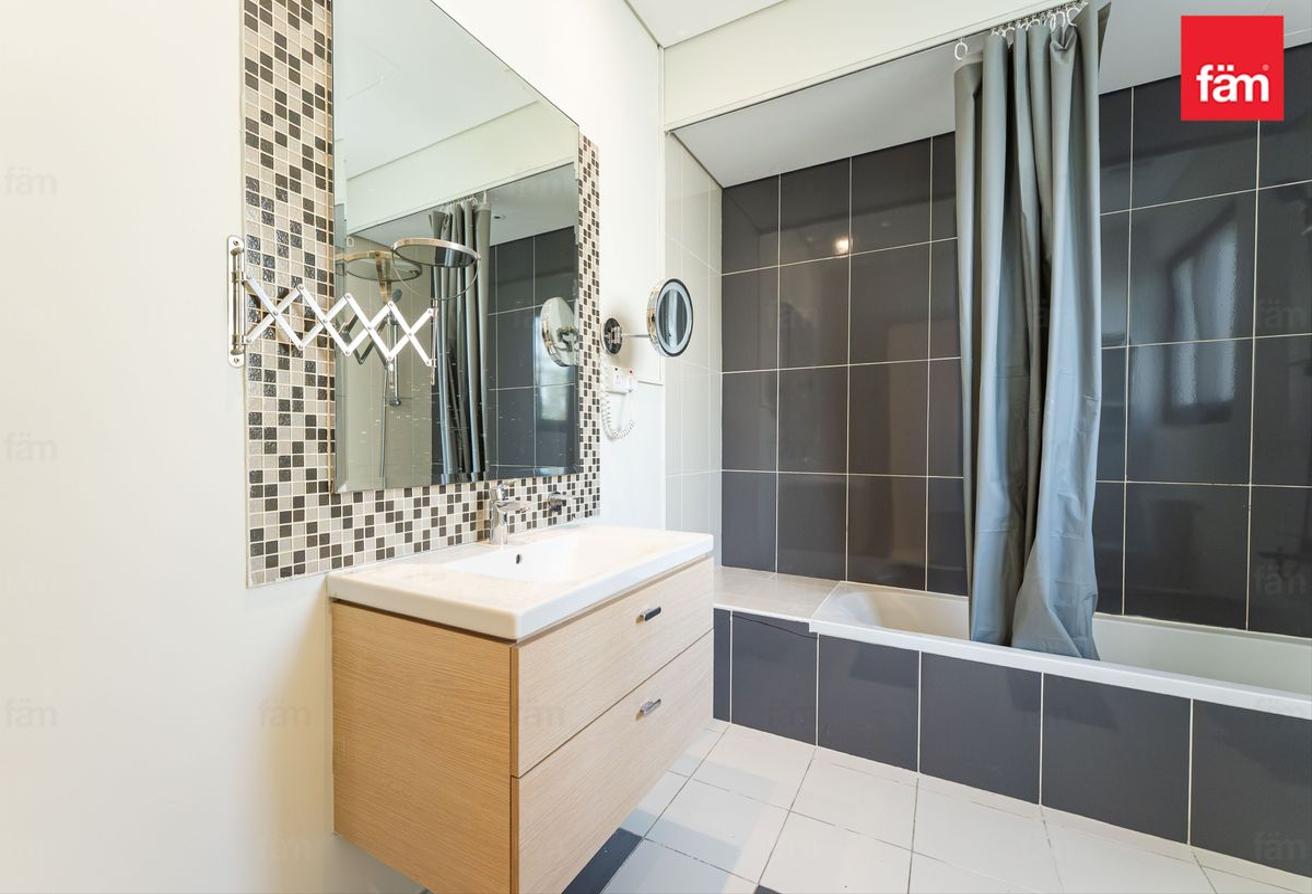 Vastu Compliance /Semi Detached Negotiable photo 11