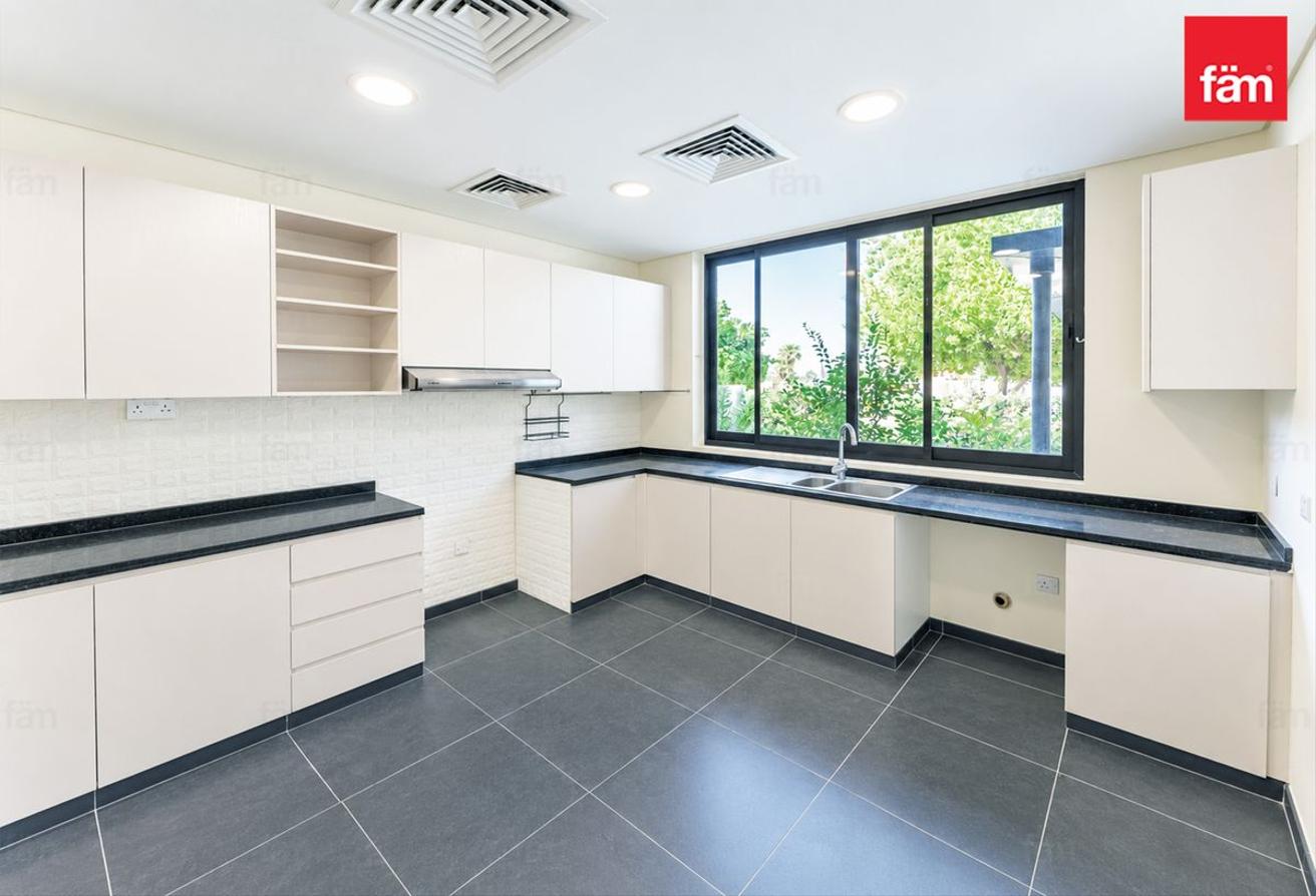 Vastu Compliance /Semi Detached Negotiable photo 14