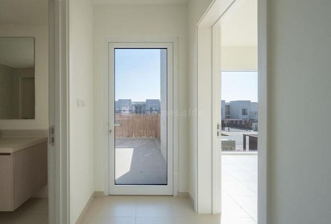 119480608 - Property Image 3