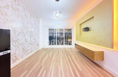 Apartment - 1 Bedroom - 2 Bathrooms for rent in Laya Residences - District 10 - Jumeirah Village Circle - Dubai