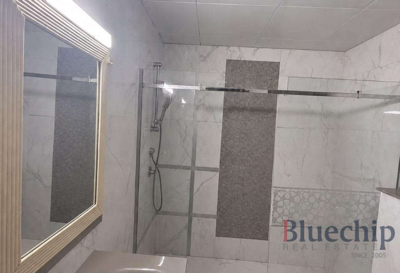 Fully Furnished | Near to Metro | Spacious photo 8