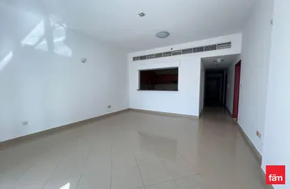 Apartment - 1 Bedroom - 2 Bathrooms for sale in Hub Canal 2 - Hub-Golf Towers - Dubai Sports City - Dubai