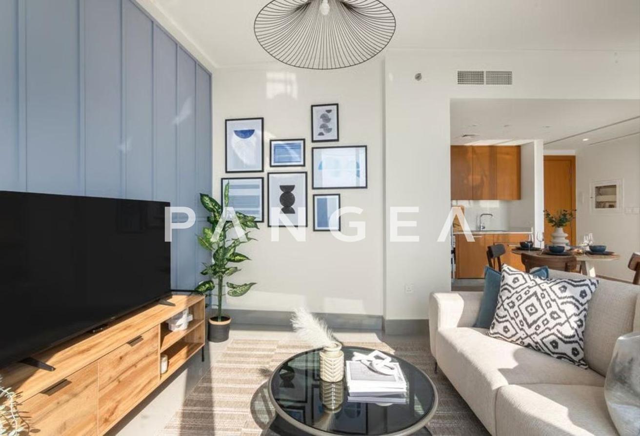Fully Furnished | High Floor | Vacant photo 4