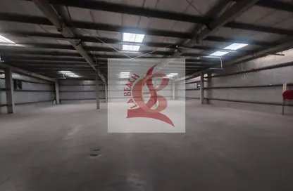 مستودع - استوديو - 1 حمام للايجار في القوز - دبي