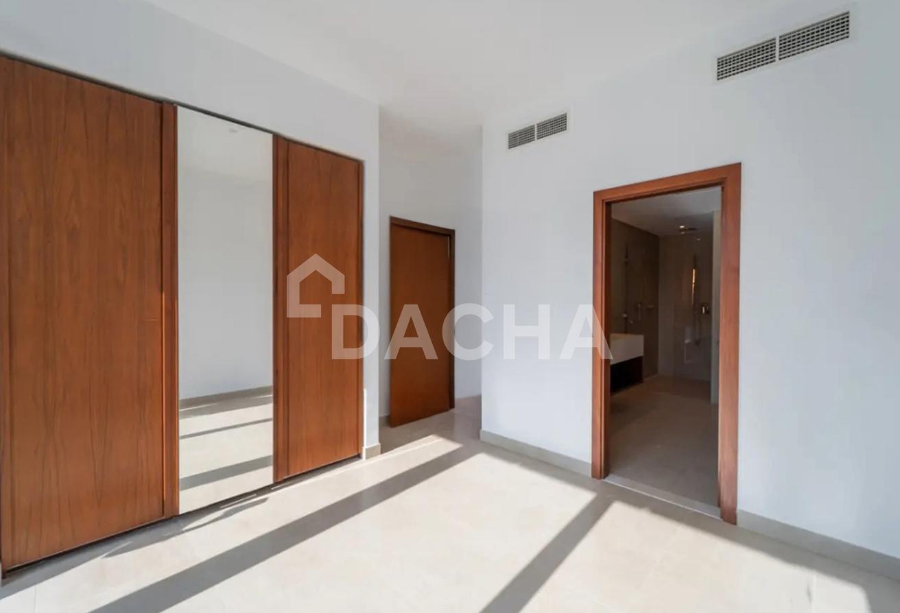 Available | Full Marina view | Unfurnished 3BR photo 7