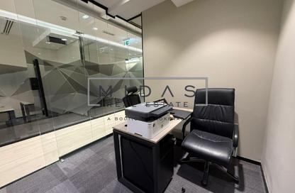 Business Centre - Studio - 4 Bathrooms for rent in The Regal Tower - Business Bay - Dubai