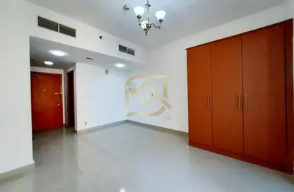 Apartment - 1 Bathroom for rent in Lakeside Tower B - Lakeside Residence - Dubai Production City (IMPZ) - Dubai